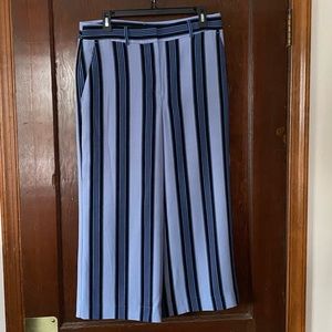 Stripped Wide Leg Capris